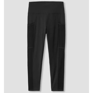 Universal Standard Gabby Cropped Legging